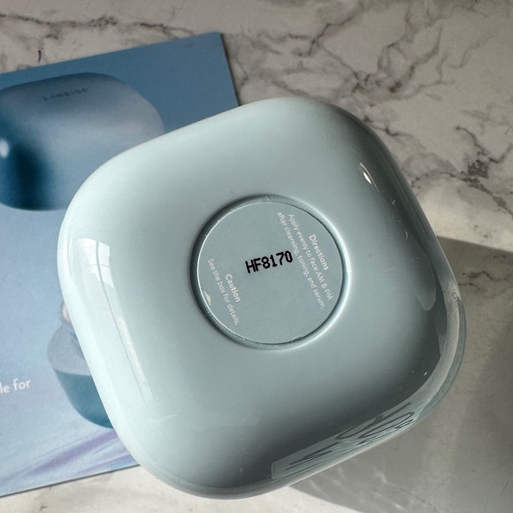 LANEIGE WATER BANK BLUE HYALURONIC CREAM MOISTURIZER - Normal to dry - Picture 7 of 10